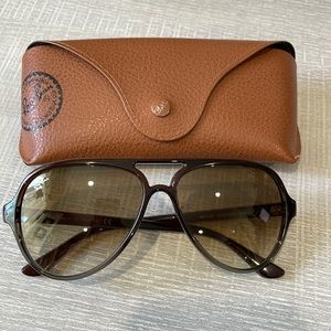 Ray ban sun glasses